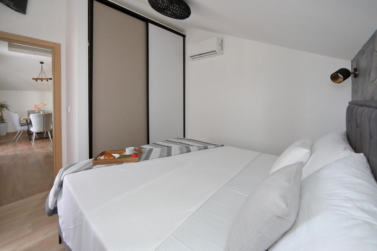 Luxury Apartments Monika Near The Sea With Private Parking Bibinje Exterior foto