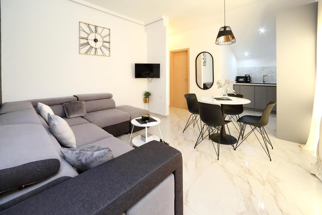 Luxury Apartments Monika Near The Sea With Private Parking Bibinje Exterior foto